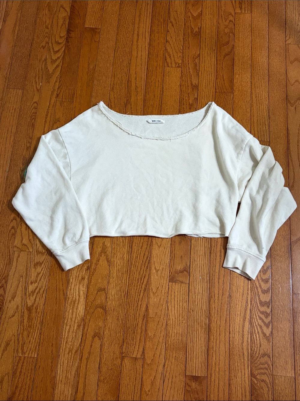 Double Zero Cream Cropped Scoop-Neck Sweatshirt